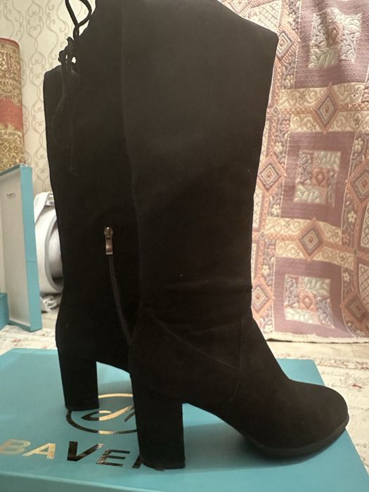 Продается ботфорты.