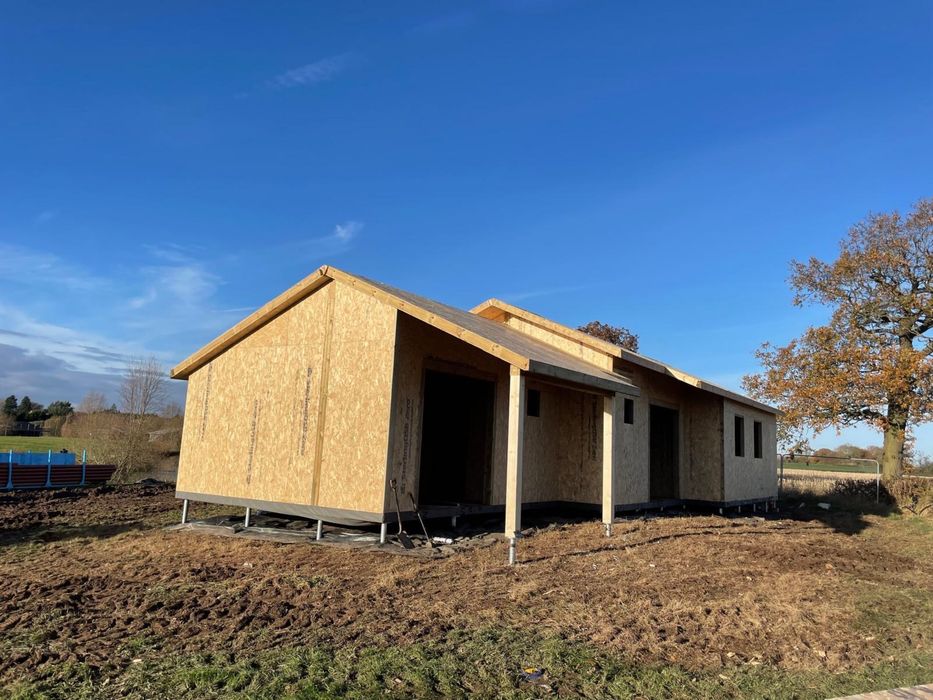 Fundație cabană(lemn,Aframe,modulară,sip,container)piloni metalici