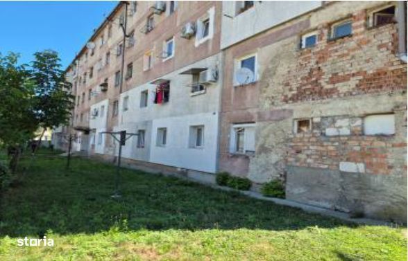 Apartament cu o camera-Hunedoara, jud. Hunedoara