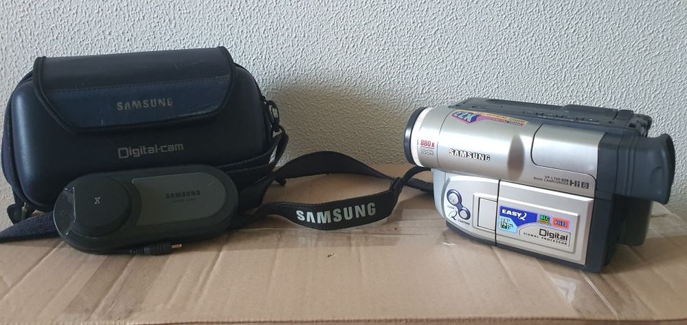 Vând cameră Hi 8, video digital  8 Samsung