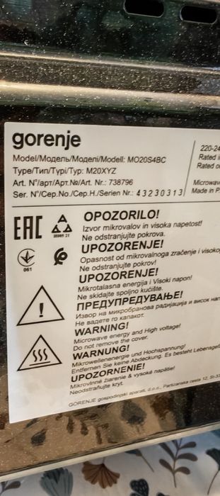 Cuptor microunde Gorenje MO20S4BC