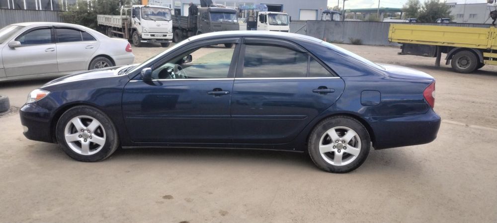 Продам Тайоту Камри 30 американец.