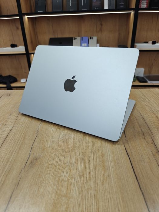 Macbook Air 13 M2 Chip 8/256гб 90% Акб Silver