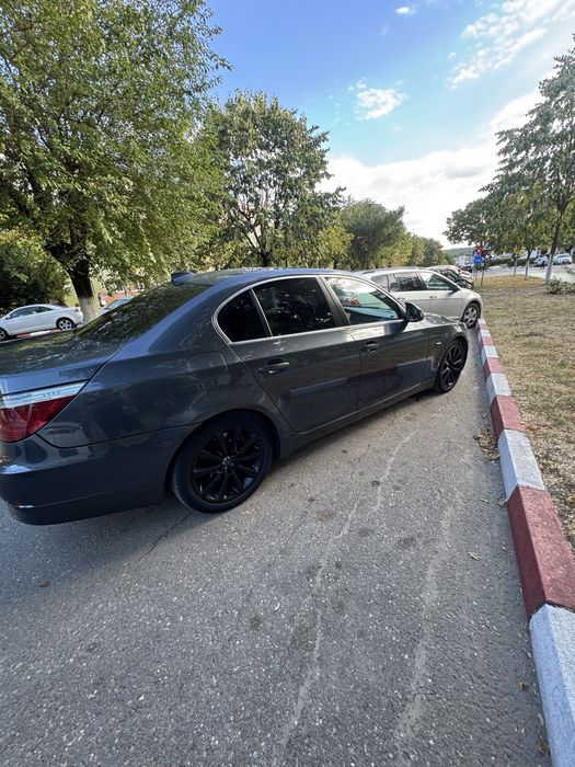 BMW Seria 5 2010 — imagine 4
