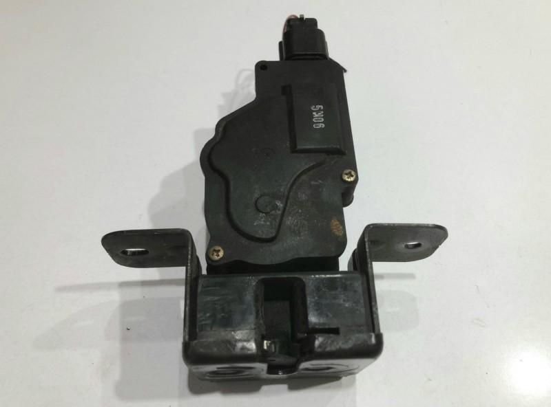 Broasca capota spate / luneta 87130-3e000 Kia Sorento 1 [facelift] [2