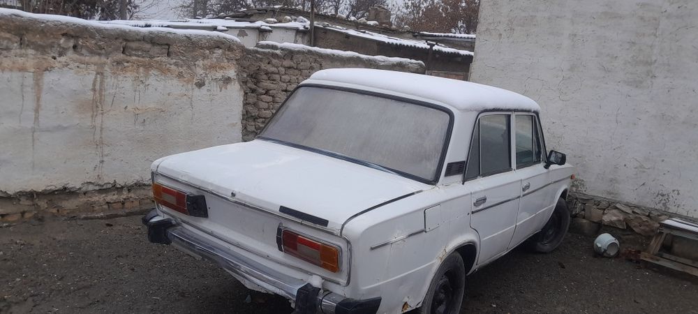 2106 zapchastga sotiladi