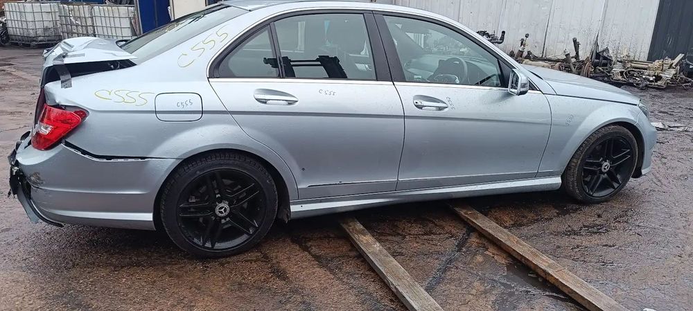 Dezmembrari / Dezmembrez Mercedes Clasa C (W204) [Fabr 2007-2014] 2.2 CDI 651911 cutie viteze automata cod culoare 988U Argintiu Diamant