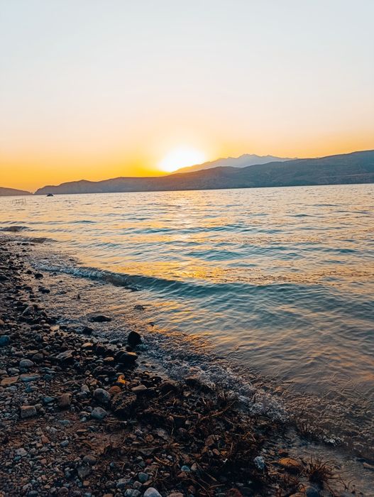 Такси   в горы с багажником , любое время , круиз по горам.