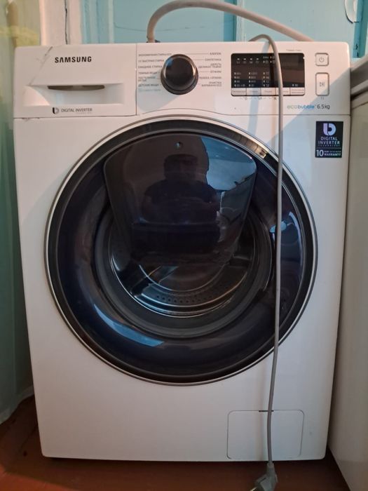 Продам стииальную машину