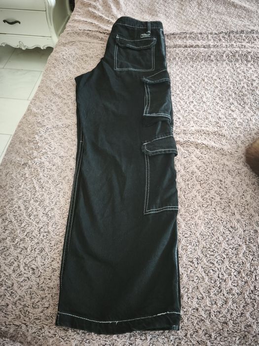 Blugi cargo Pull & Bear mărimea 42