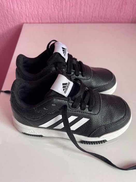 Оригинални детски маратонки Адидас