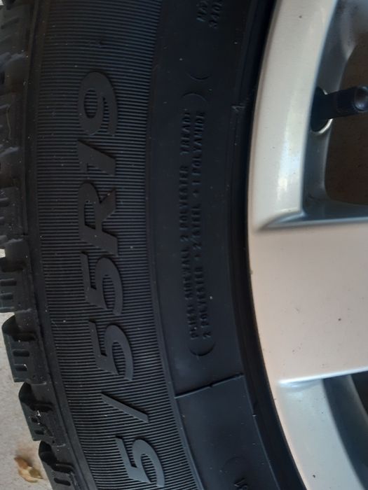 Vand set jenti mercedes 235 55 19