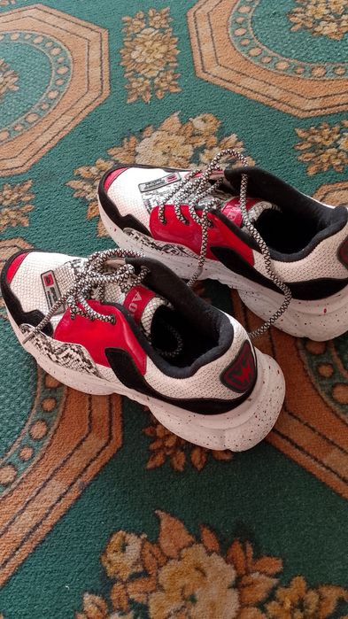 Продам вещи в хорошем состояние