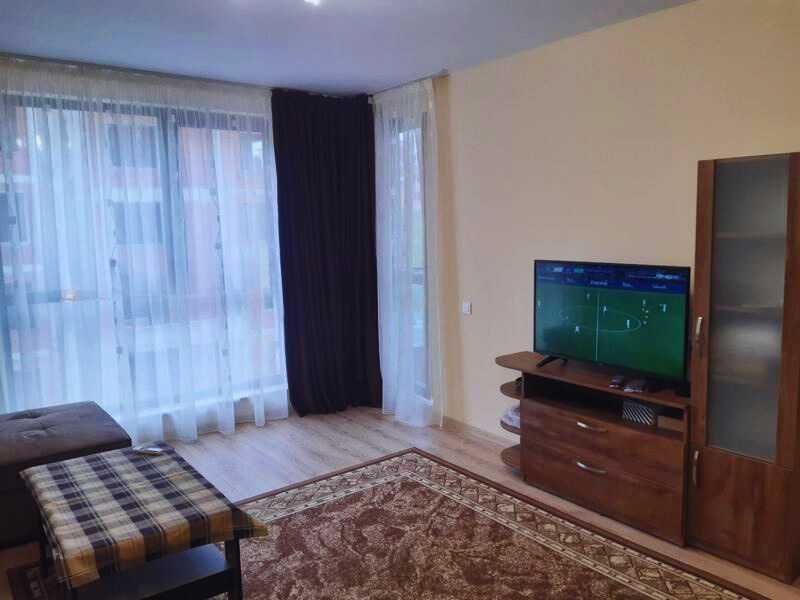 Дава се под наем Двустаен апартамент в София, Витоша - 60 кв.м за 446.25 € - Снимка #1