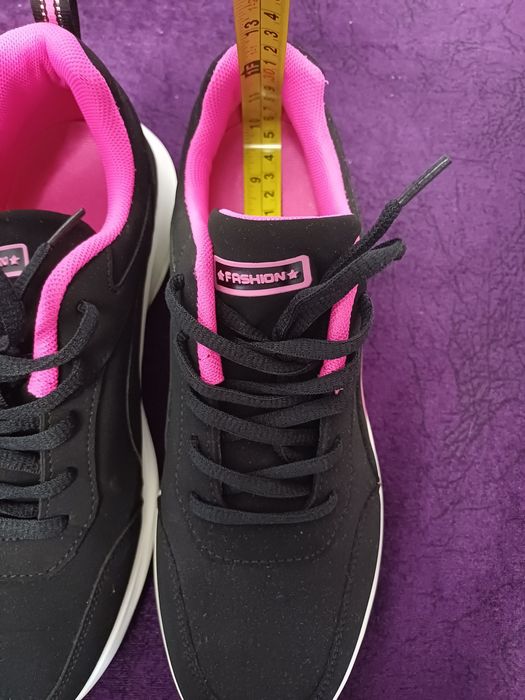 Pantofi sport marimea 40