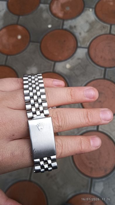 Rolex soat sotiladi (kopiya)