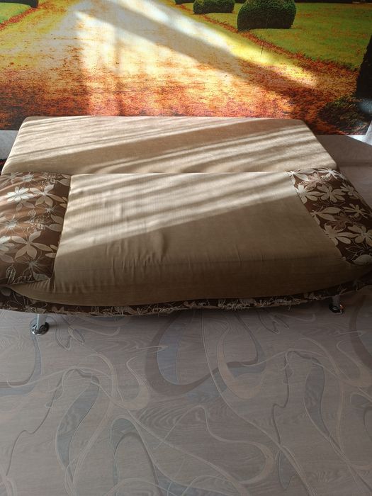 Продам диван тахту