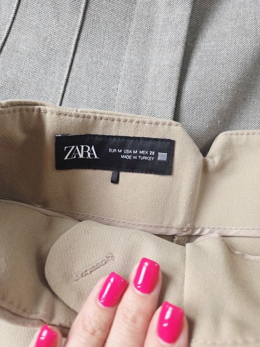 ZARA класически панталони