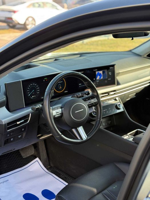 Hyundai Sonata Luxe 2025