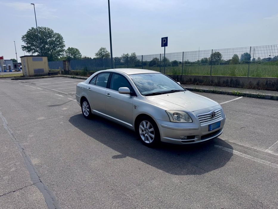 Vand toyota avensis