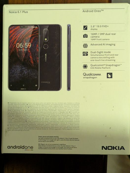 Смартфон Nokia 6.1 не включается. Экран целый
