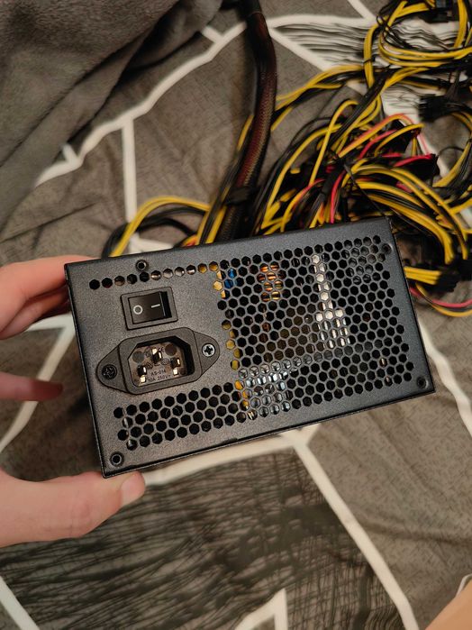 Захранване/Захранващ блок 2000W за компютър/майнинг риг