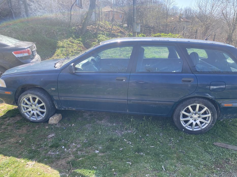 Volvo V40 1.6 115кс 1997г.