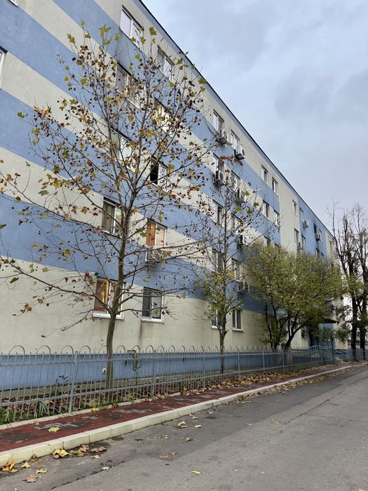 Proprietar inchiriez Garsoniera moderna Soseaua Garii Catelu- sector 3