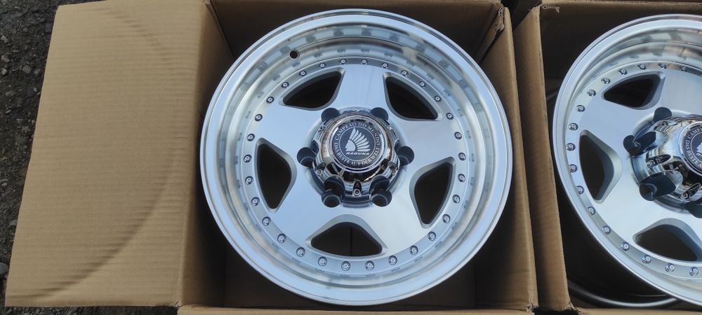 Новые красивые тапочки R15_6*139.7_8j_et-0