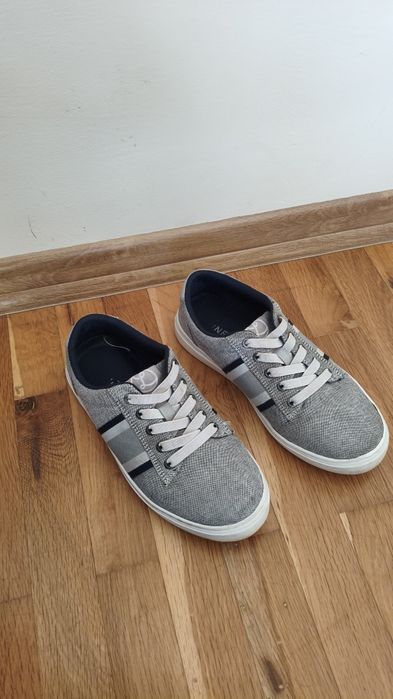 Обувки за момче adidas, nike, bench