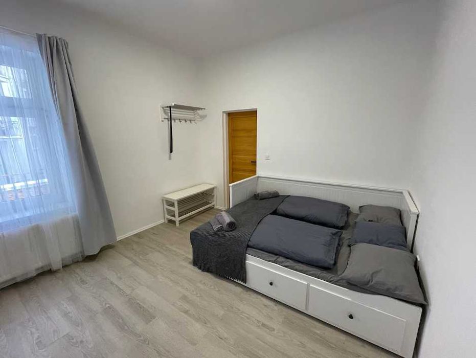 Дава се под наем Двустаен апартамент в Пловдив, Изгрев - 58 кв.м за 270.3 € - Снимка #3