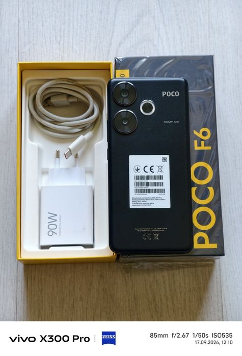 Poco F6 512 gb Ram 12 5G