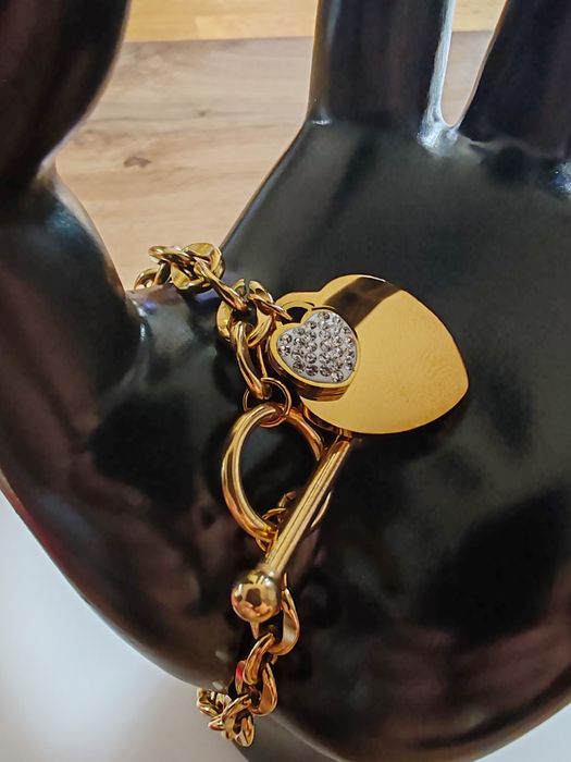 Дамско бижу - гривна