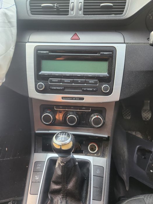 Пасат 6 2.0тди 110 коня на части/past 6 2.0tdi 110 Kong na chasti