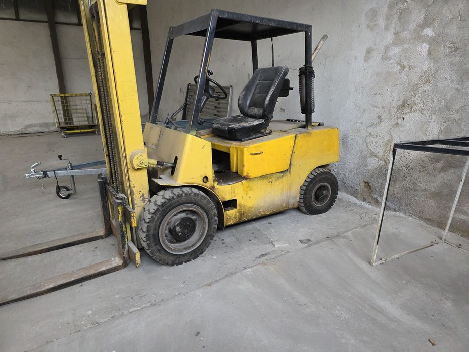 Продавам мотокар работещ