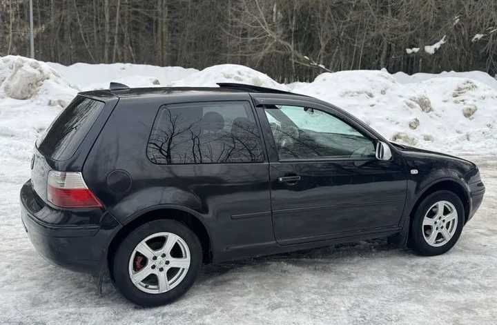 Volkswagen golf 1999год