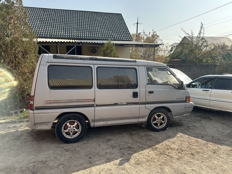 Продам Mitshubitshi L300