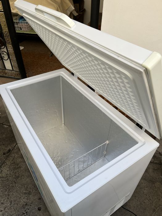 Продам морозильник