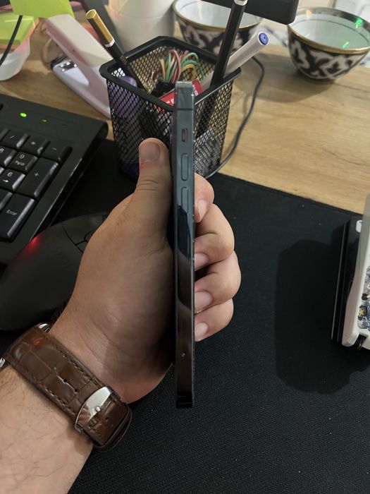 Iphon 12 pro с гарантия