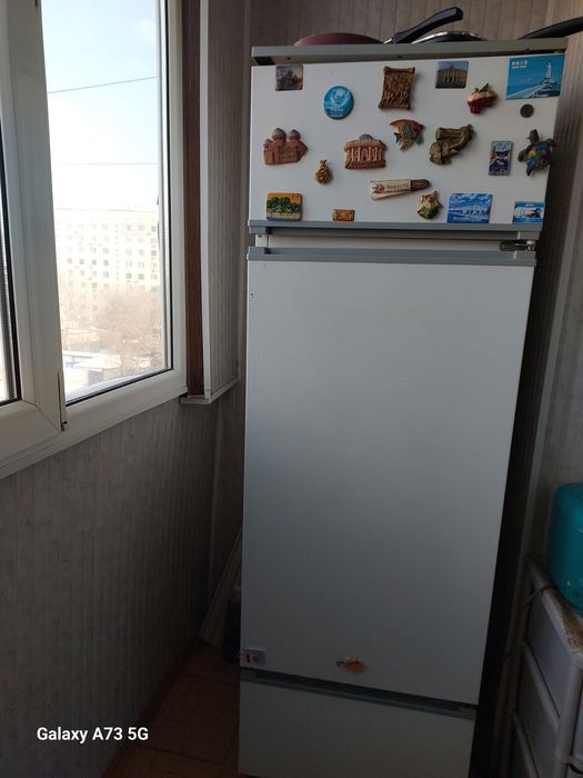 Продам холодильник и машинку