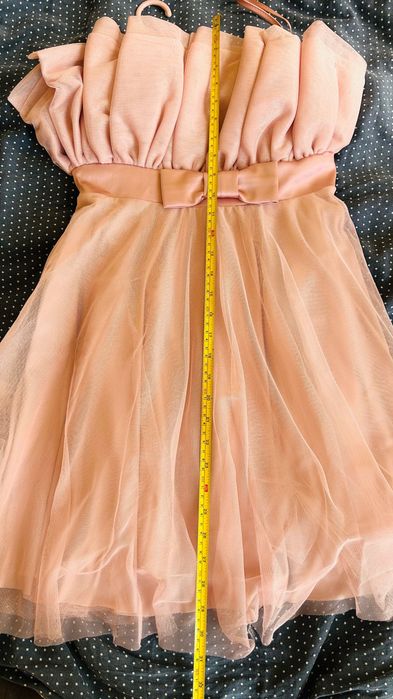 Елегантни рокли хс - м размер