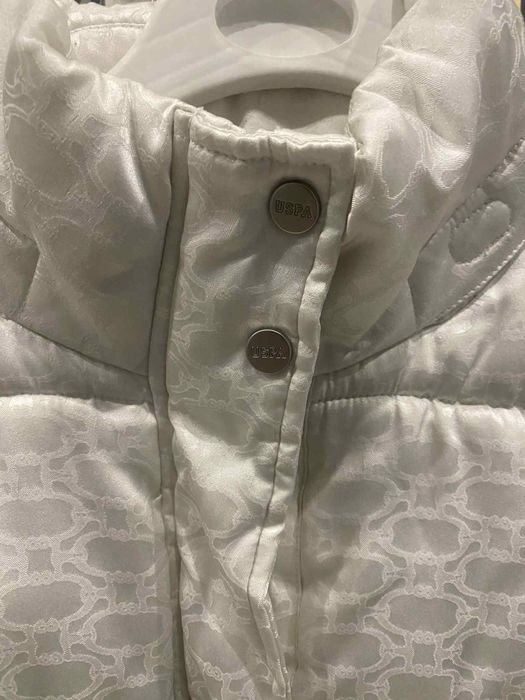 Оригинално бяло яке U.S. Polo Assin S размер