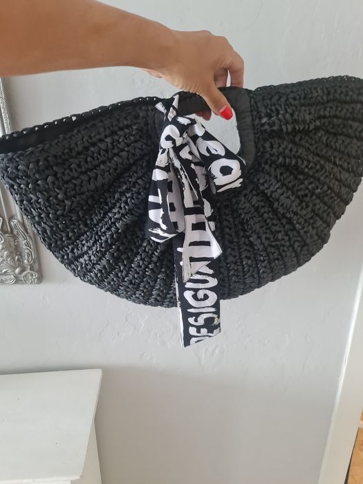 Сет, НОВИ плажни пола, бюстие и кошница