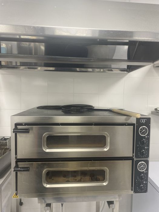 Продам пиццу печь