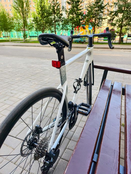 Аэро-шоссейник Java Siluro 6 — отличное состояние