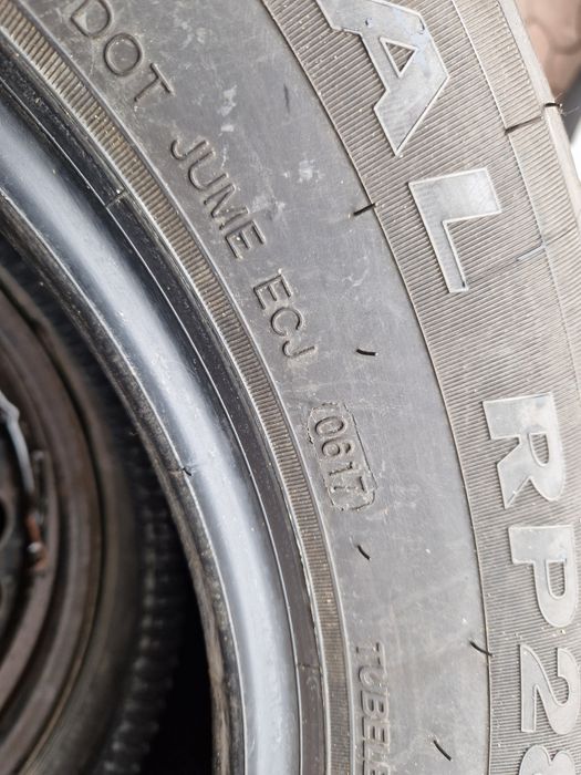 Anvelope 235 60 r 16  2buc.