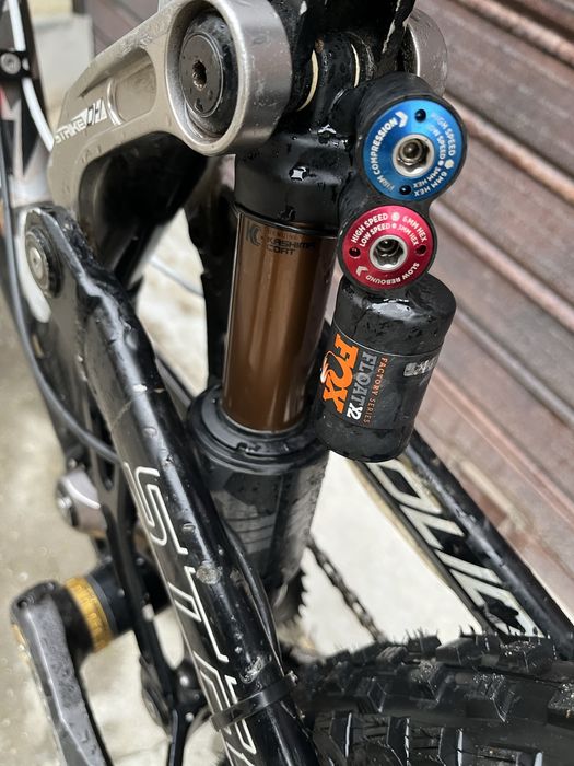 DH колело Solid Strike Evo 2019 27.5