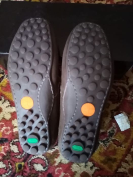 Макасины продам.