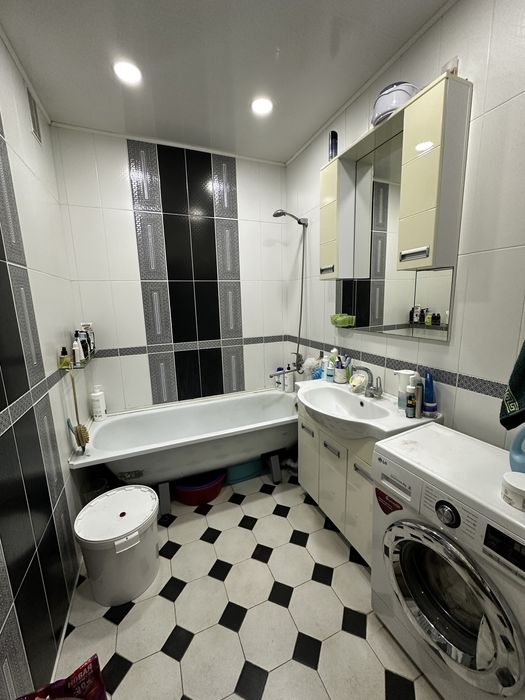 3х комнатная в районе 8 школы