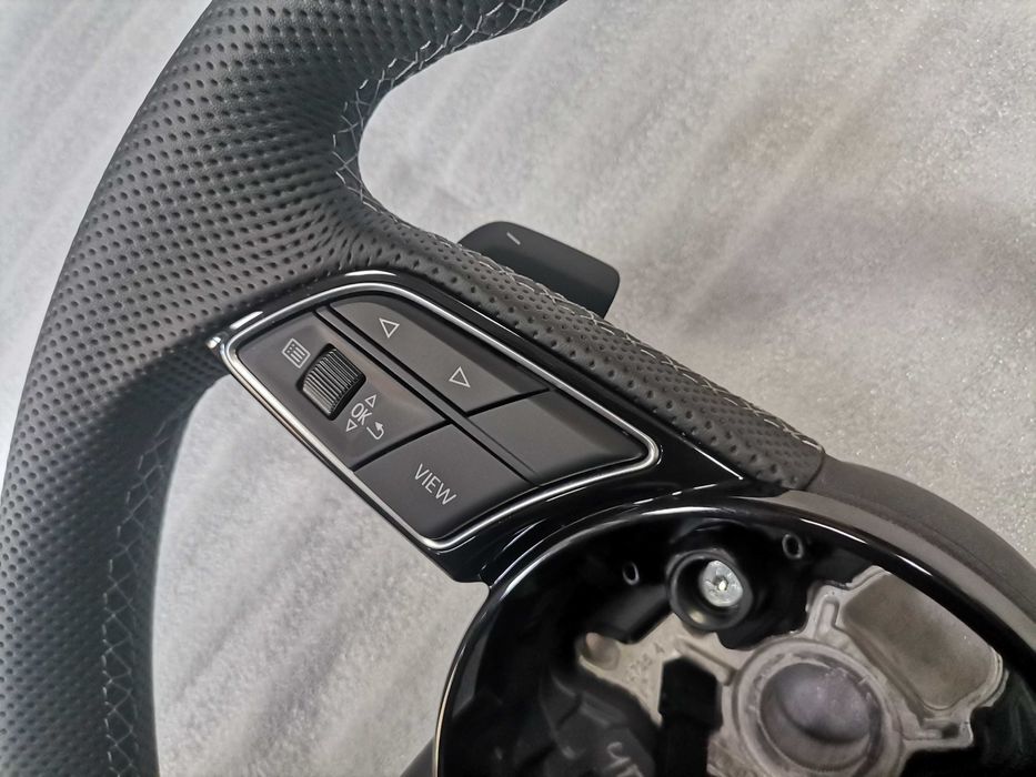 Нов OE Кожен Спортен Волан S Line Audi A4 S4 8W A5 S5 F5 8W0419091FT